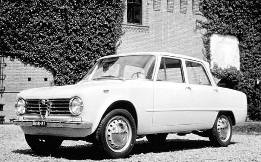 Alfa Romeo Giulia 1300 (105.06) '1964 - 71